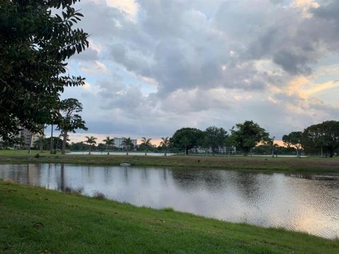 2815 N Course Drive 104 Pompano Beach FL 33069