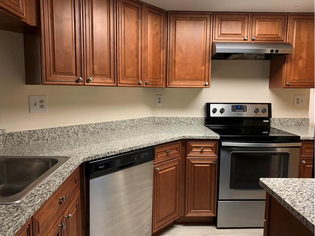 2815 N Course Drive 104