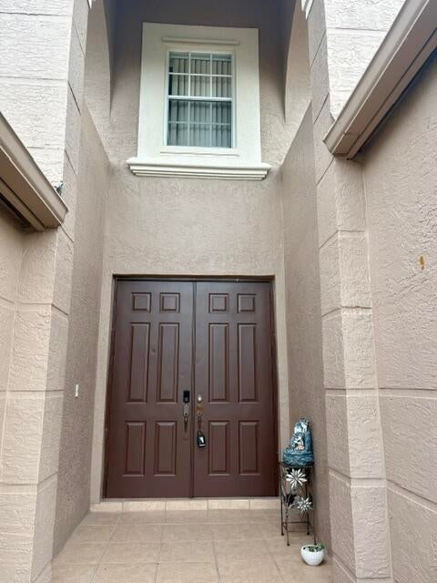 127 Saratoga Boulevard W