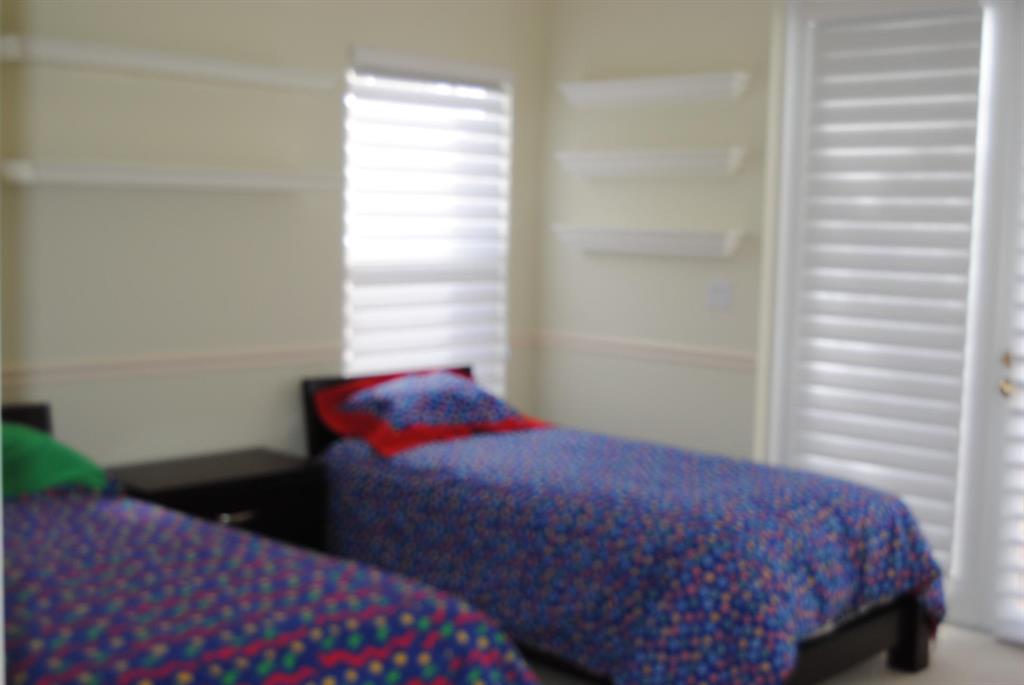 IBIS GOLF AND COUNTRY CLUB 28 - Residential Lease