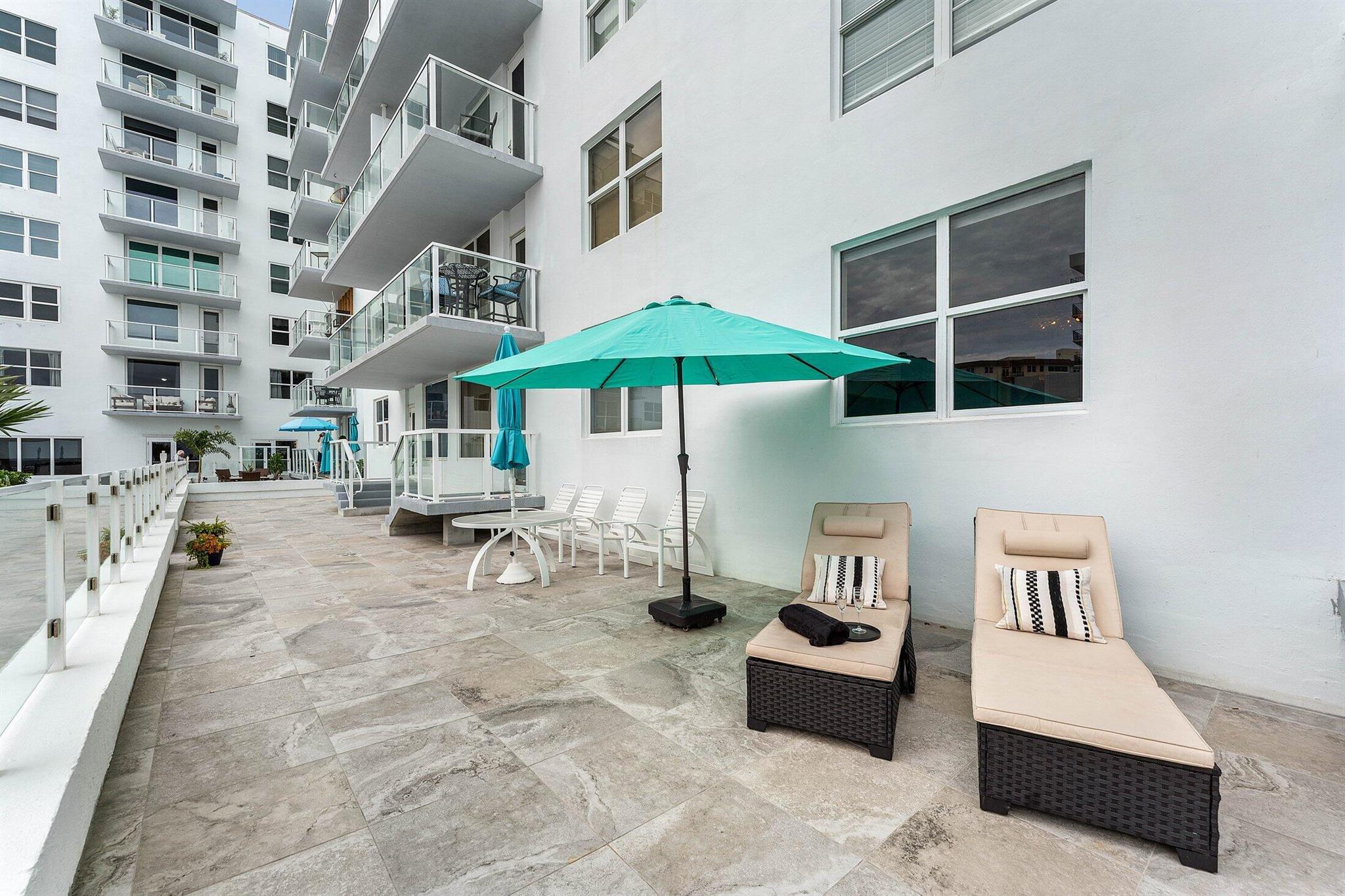 PATRICIAN OF PALM BEACH C - Residential Lease