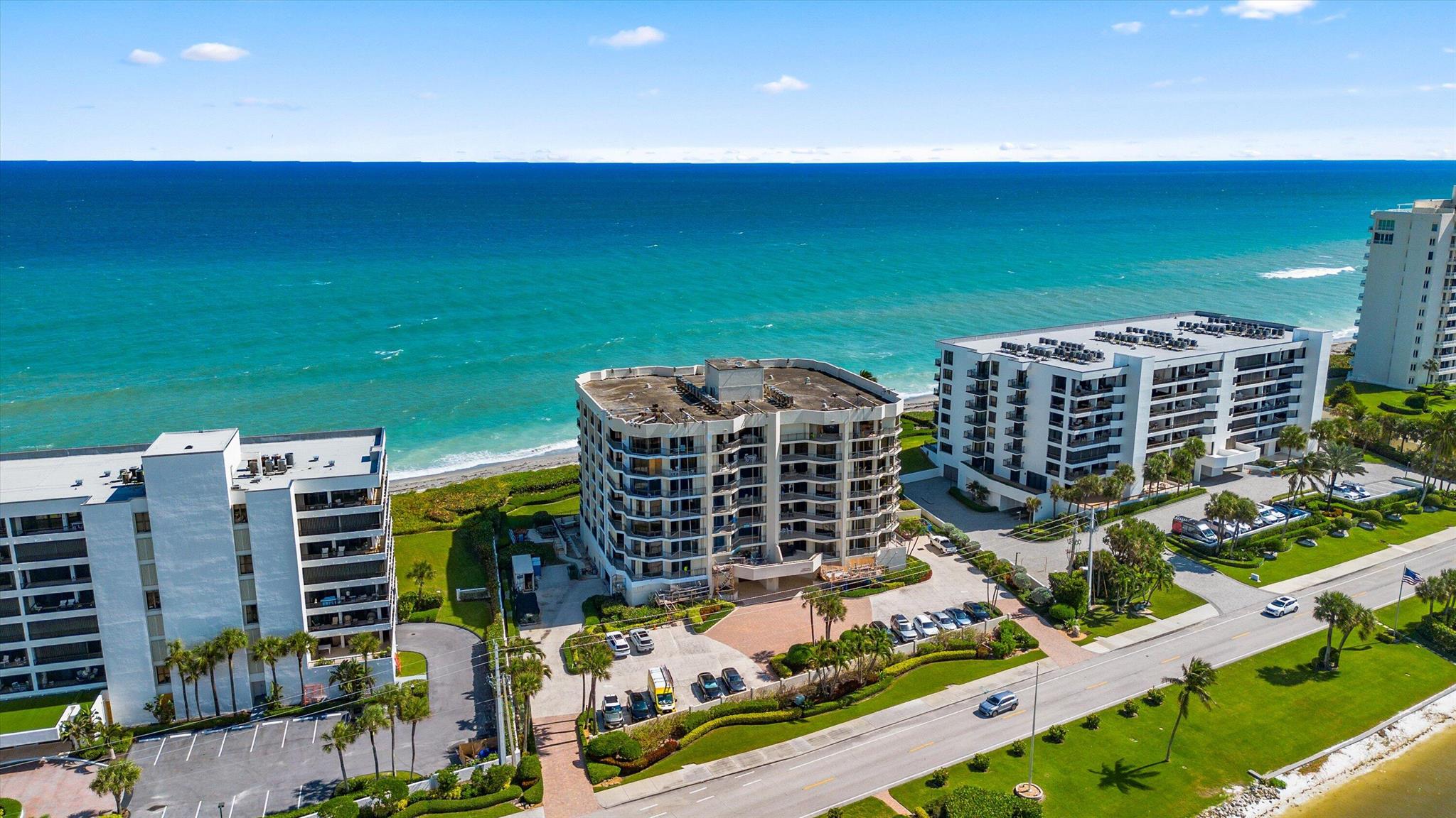 LANDFALL CONDO - Residential