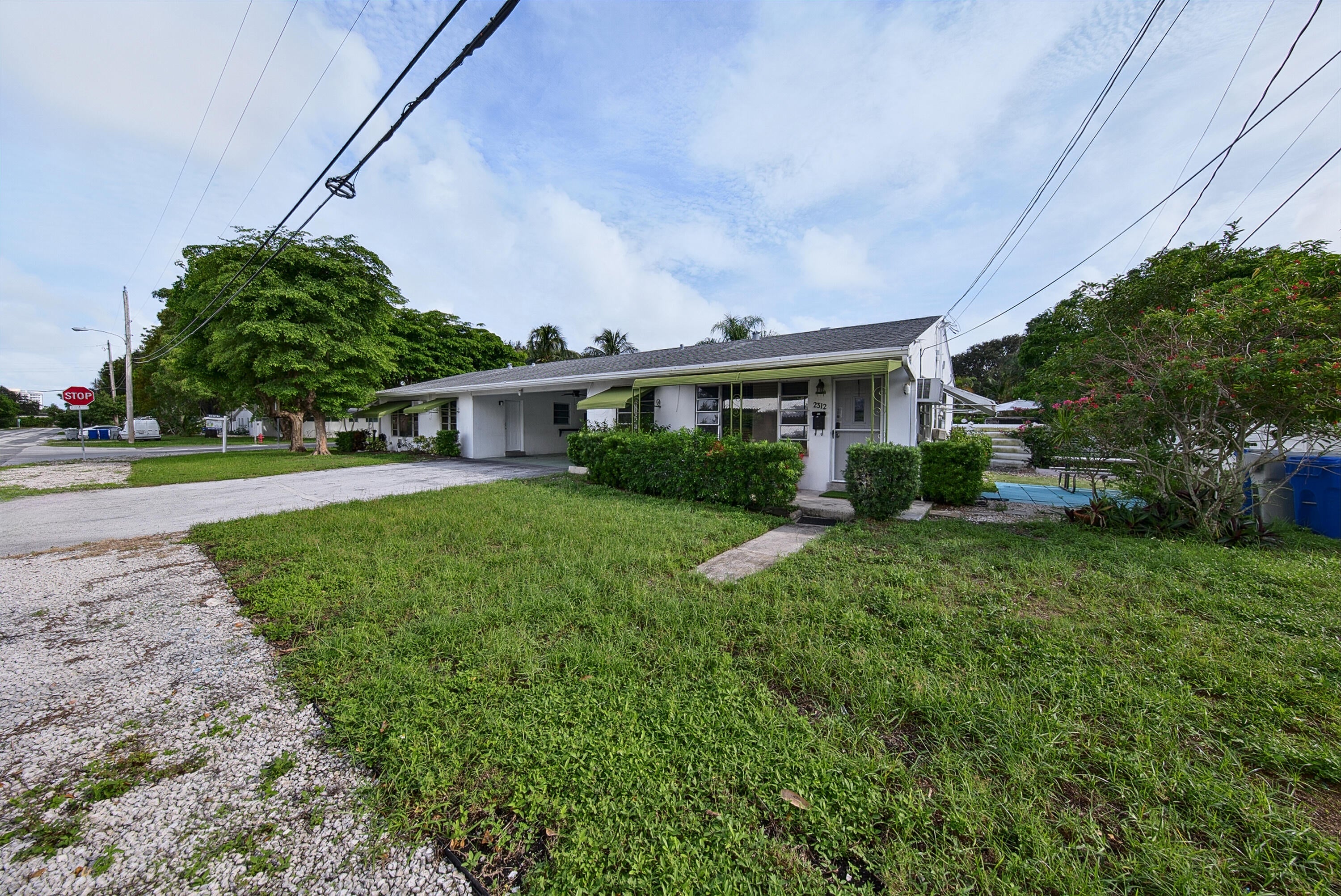 2312 NE 4th Street