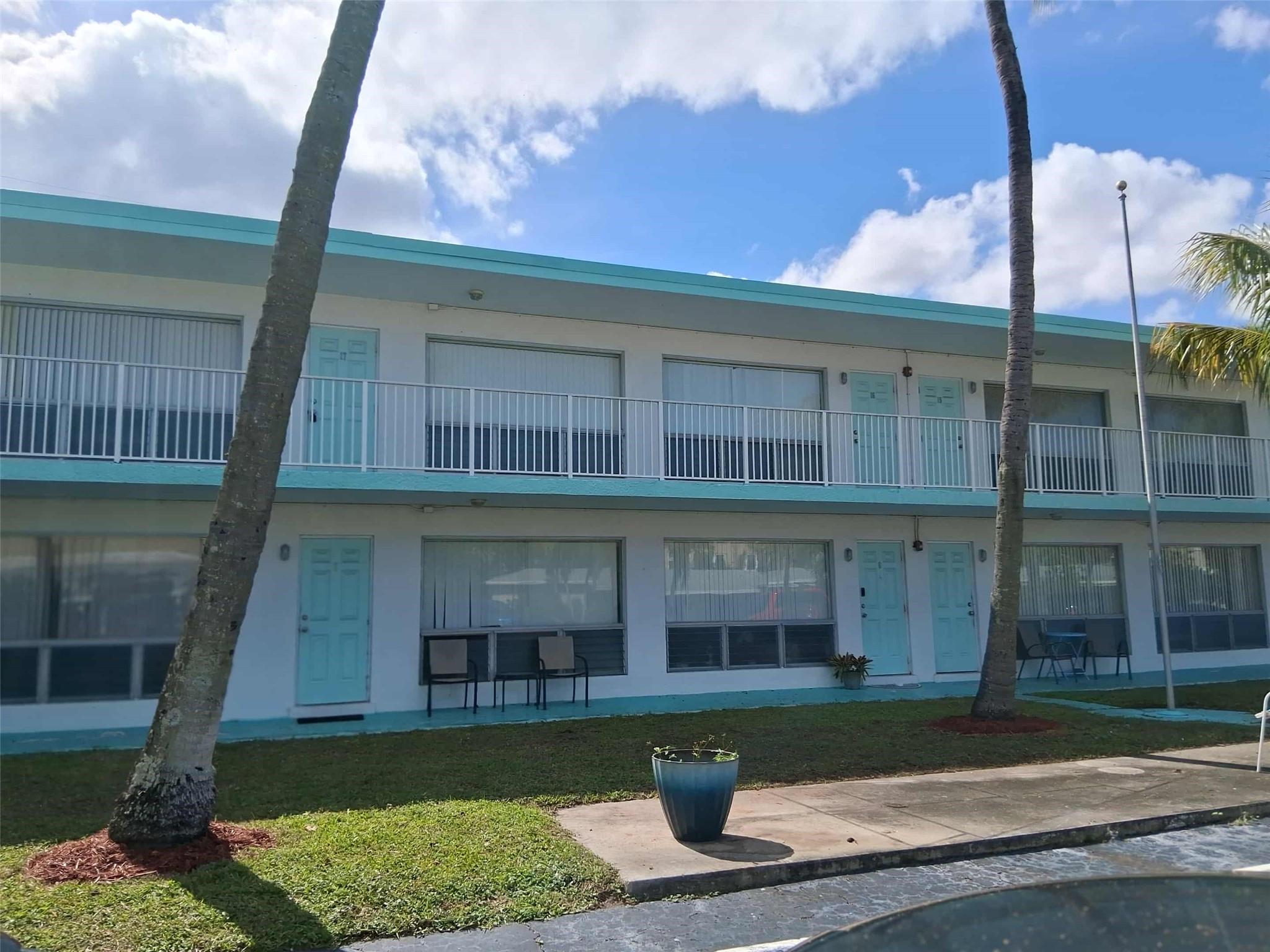 Holiday Apartments Condo - Residential