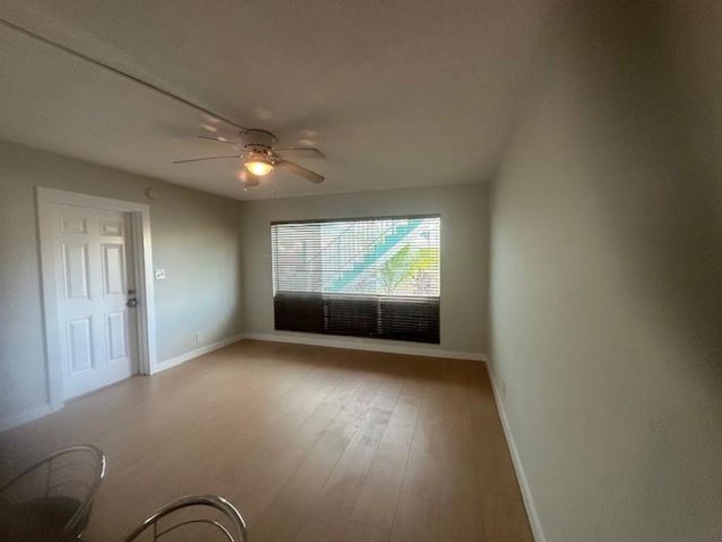 Photo of 3212 NE 7th Pl #10, Pompano Beach, FL 33062 (MLS # F10533963)