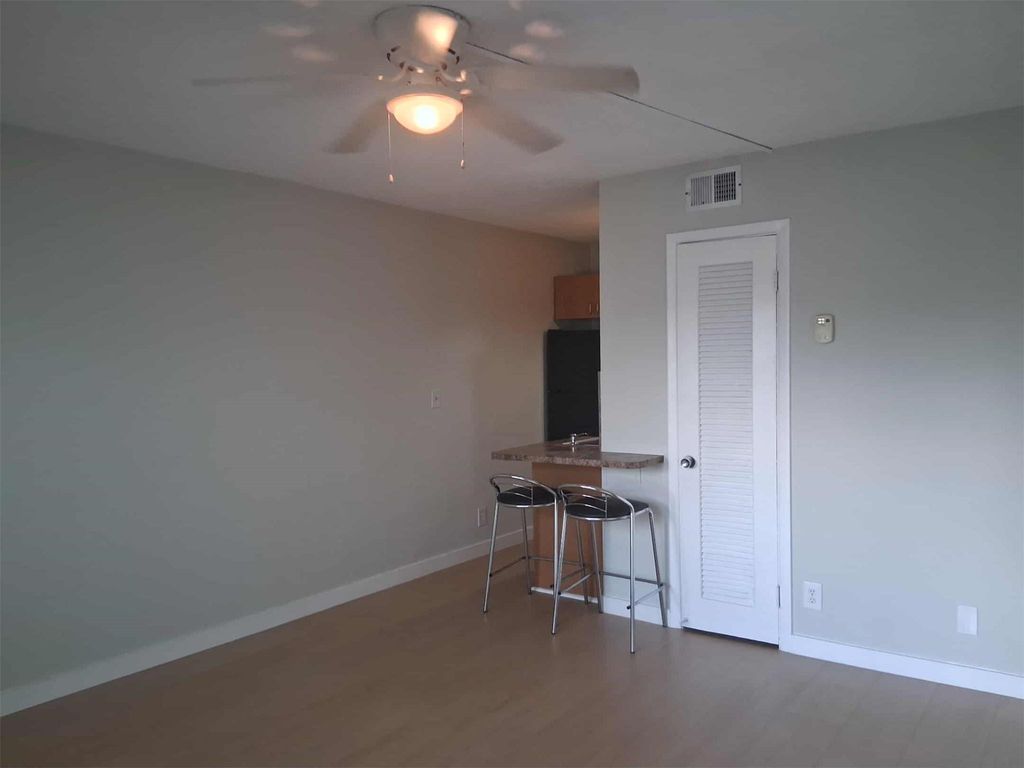 Photo of 3212 NE 7th Place #10, Pompano Beach, FL 33062 (MLS # F10533963)