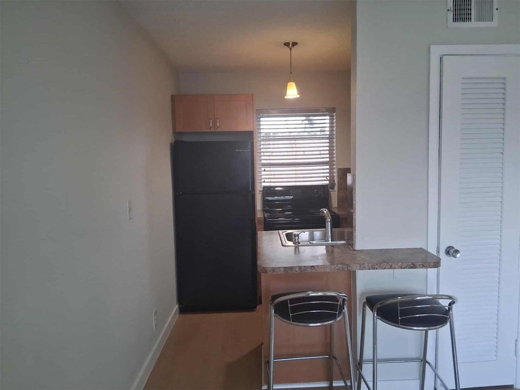Photo of 3212 NE 7th Place #10, Pompano Beach, FL 33062 (MLS # F10533963)