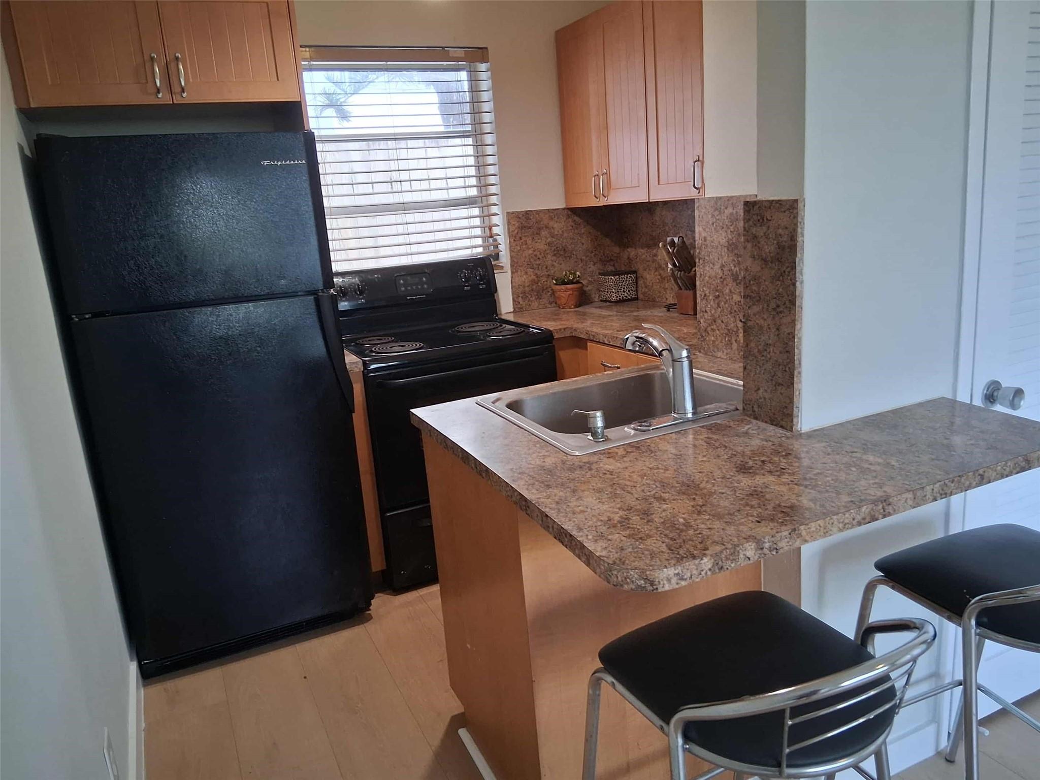 Holiday Apartments Condo - Residential