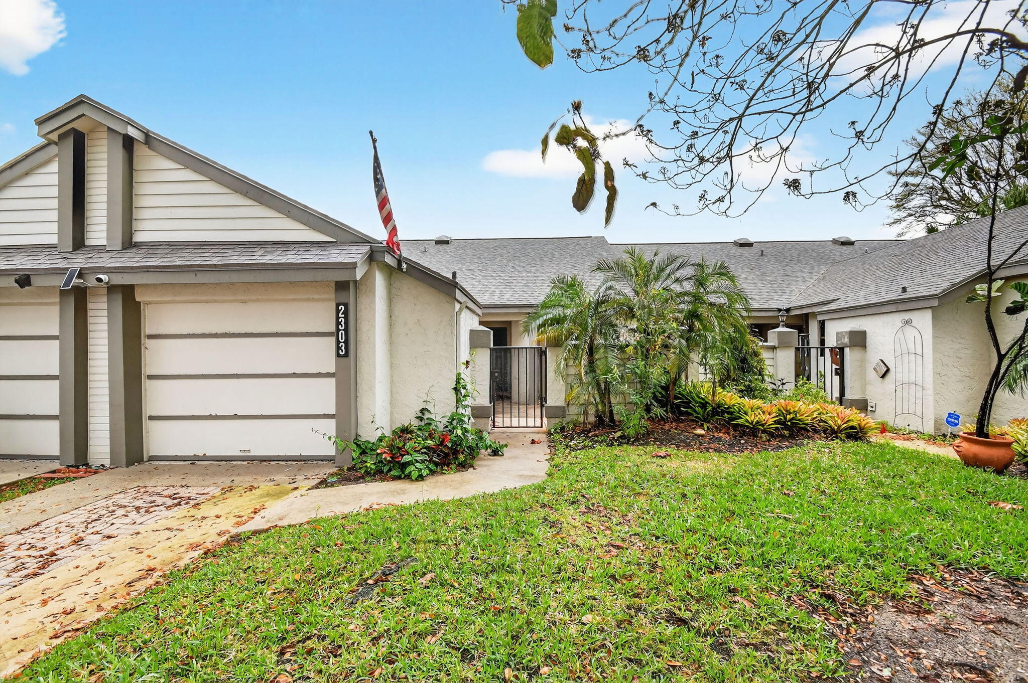 LANDINGS AT RIVER BRIDGE - Residential