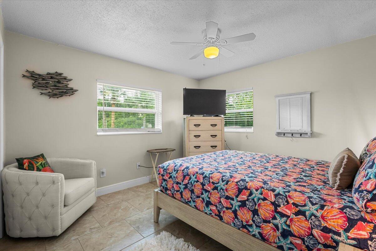 OCEAN VIEW SUBDIVISION RE - Residential Lease