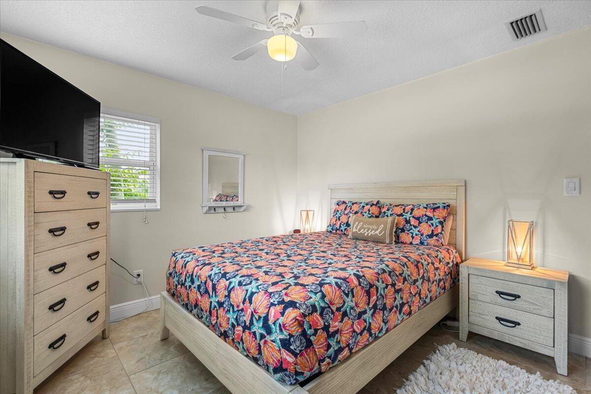 OCEAN VIEW SUBDIVISION RE - Residential Lease