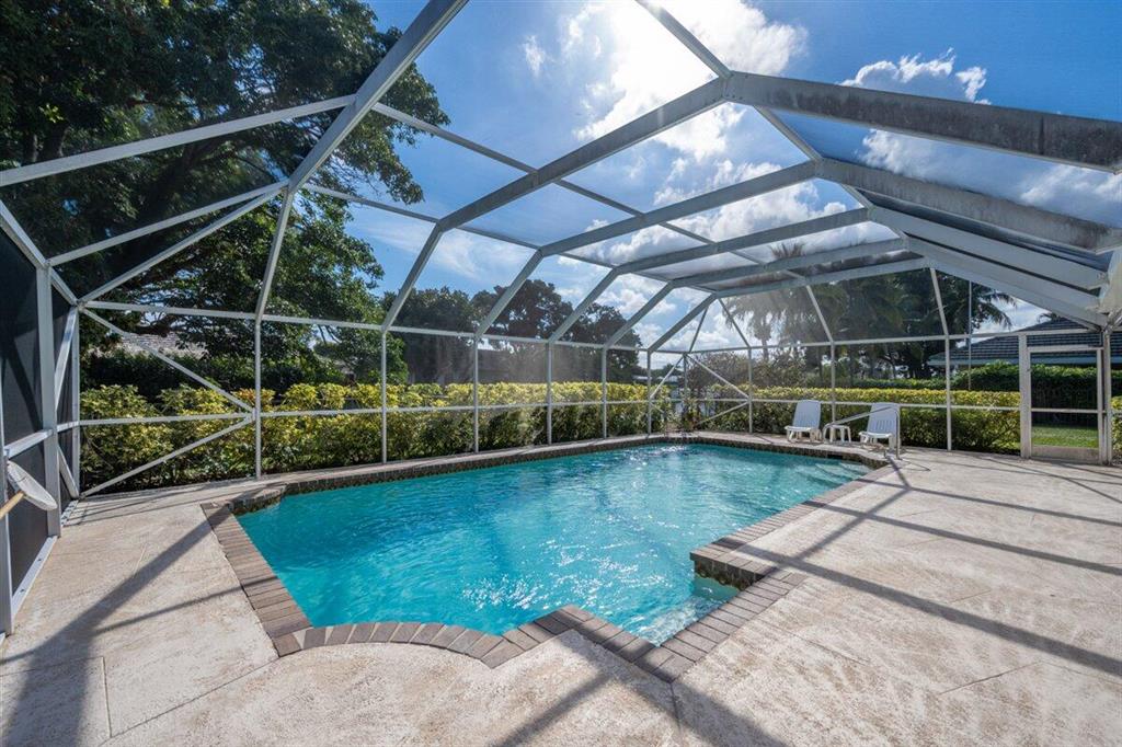 DELRAY DUNES 2ND SEC - Residential