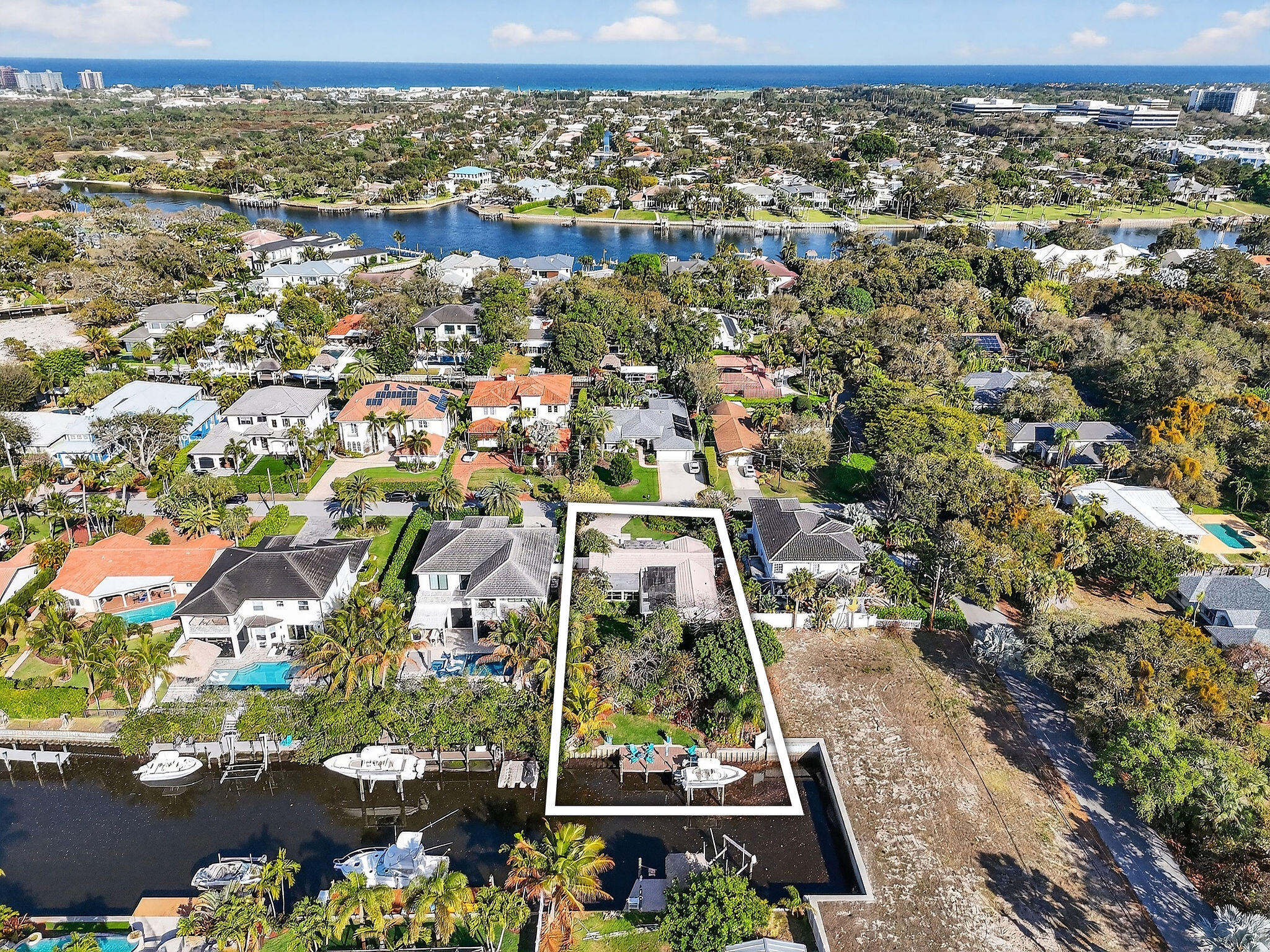 INTRACOASTAL PARK - Land