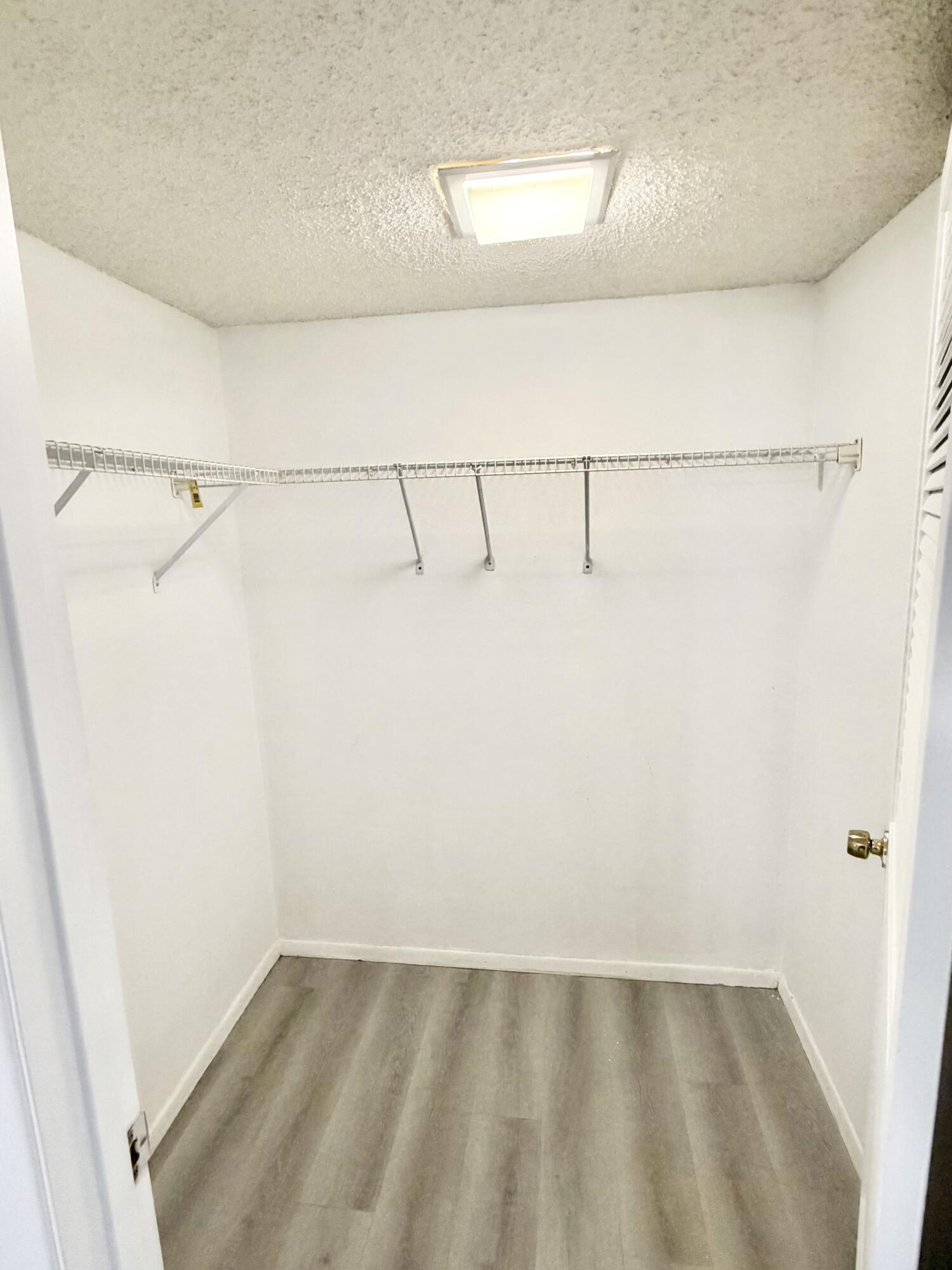 BAHAMA VILLAGE CONDO - Residential Lease