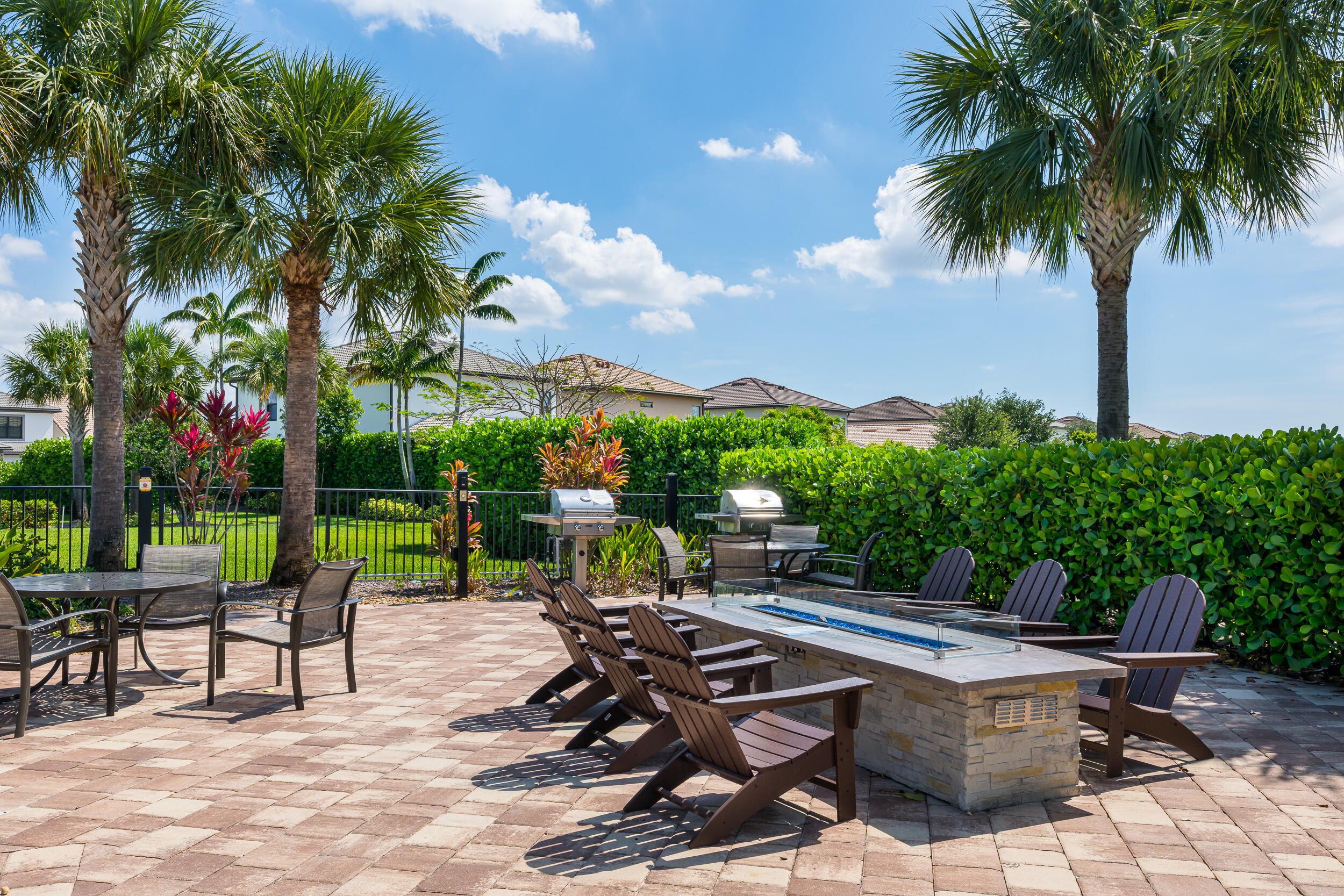 FIELDS AT GULFSTREAM POLO PUD PLAT SIX REPLAT - Residential