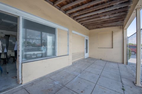 A home in Lake Worth Beach