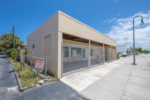 A home in Lake Worth Beach