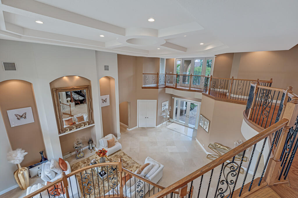 VERSAILLES - Residential