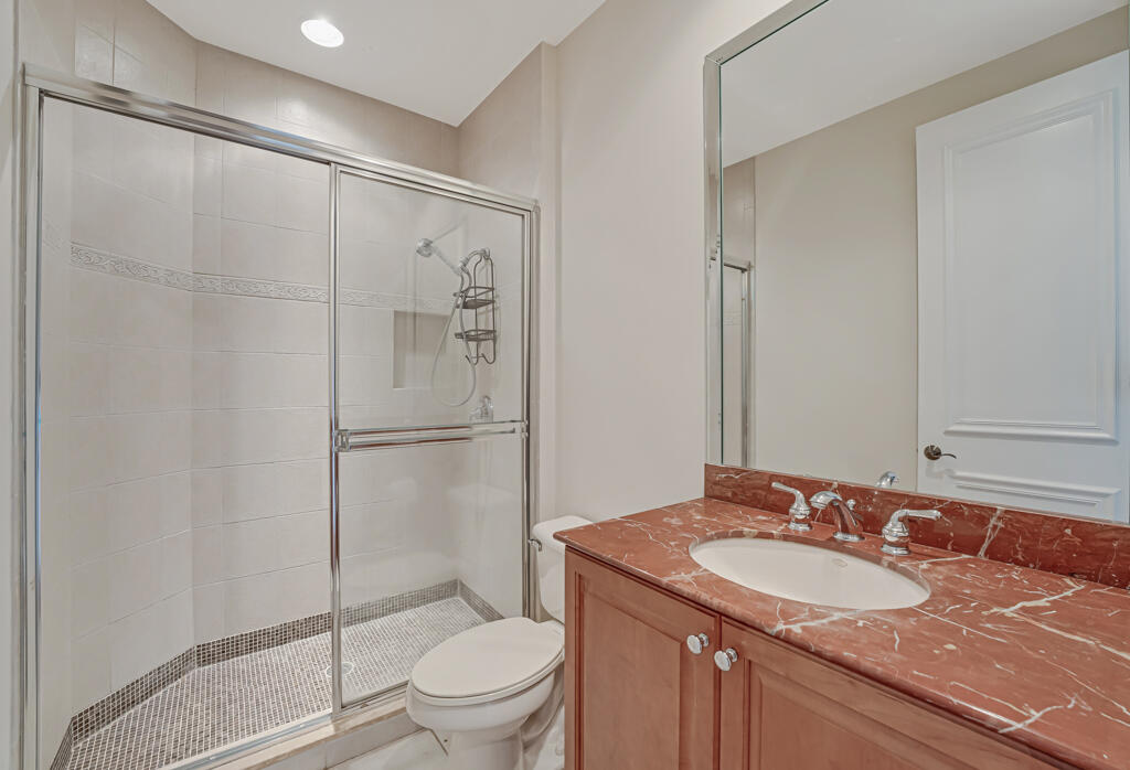 VERSAILLES - Residential