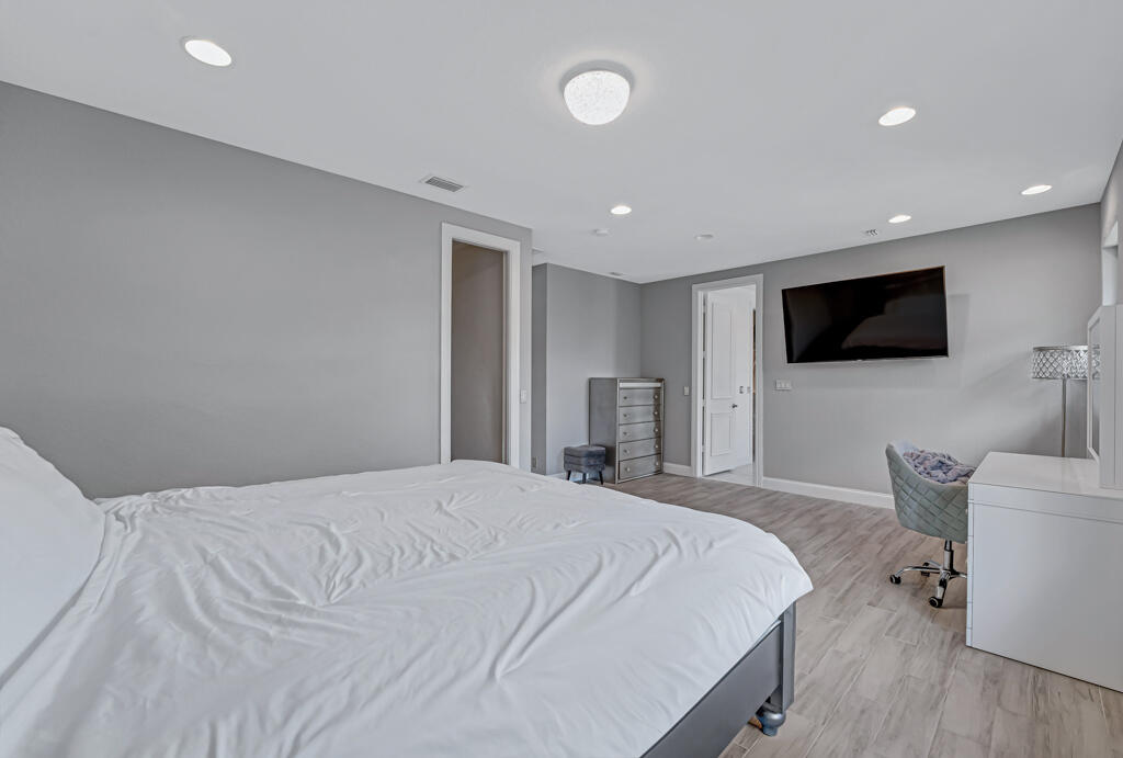 VERSAILLES - Residential