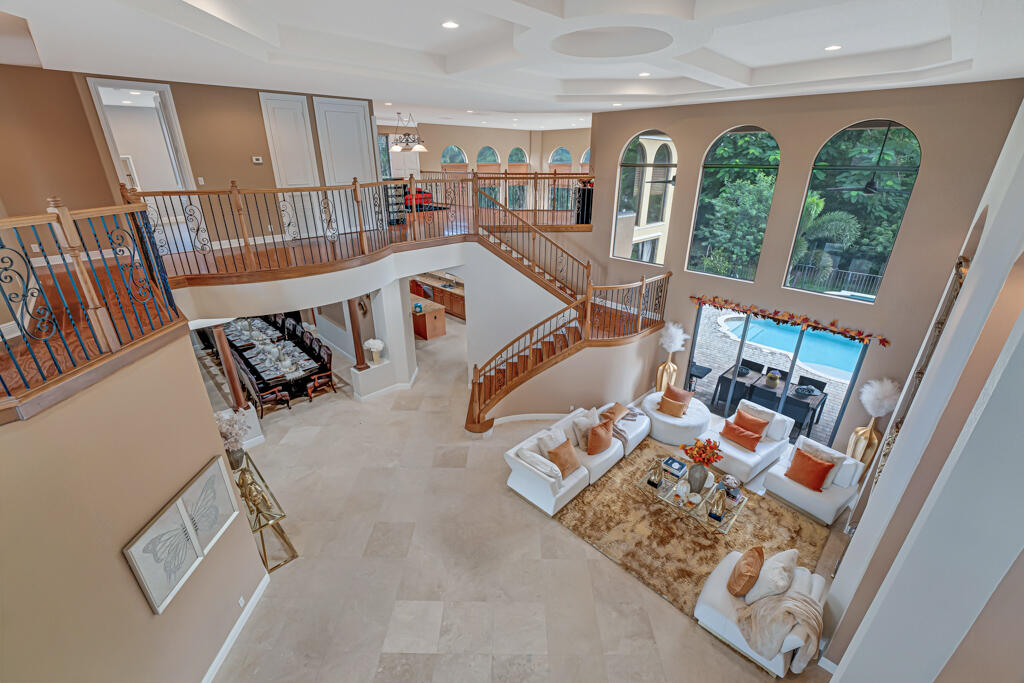 VERSAILLES - Residential