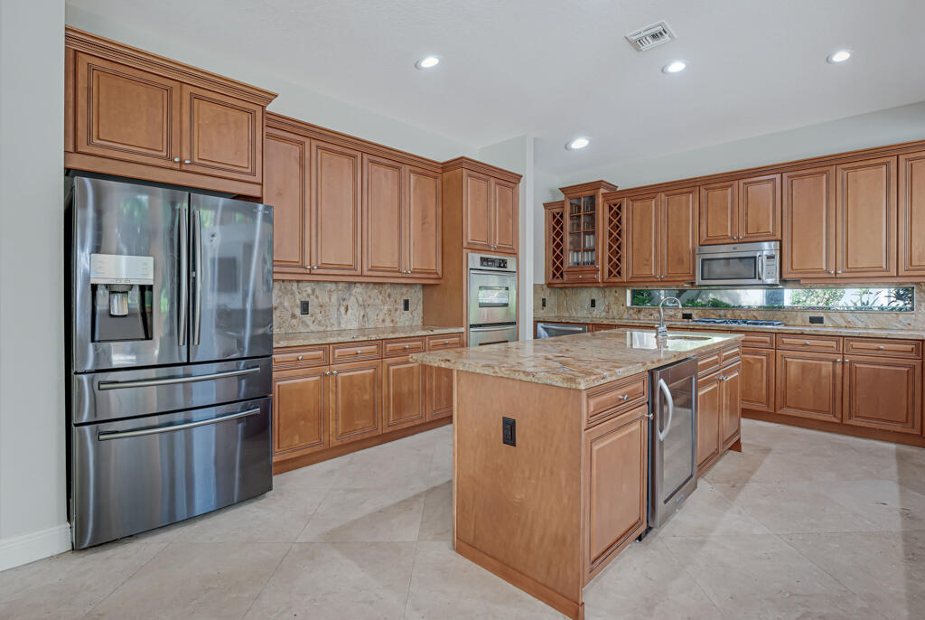 VERSAILLES - Residential