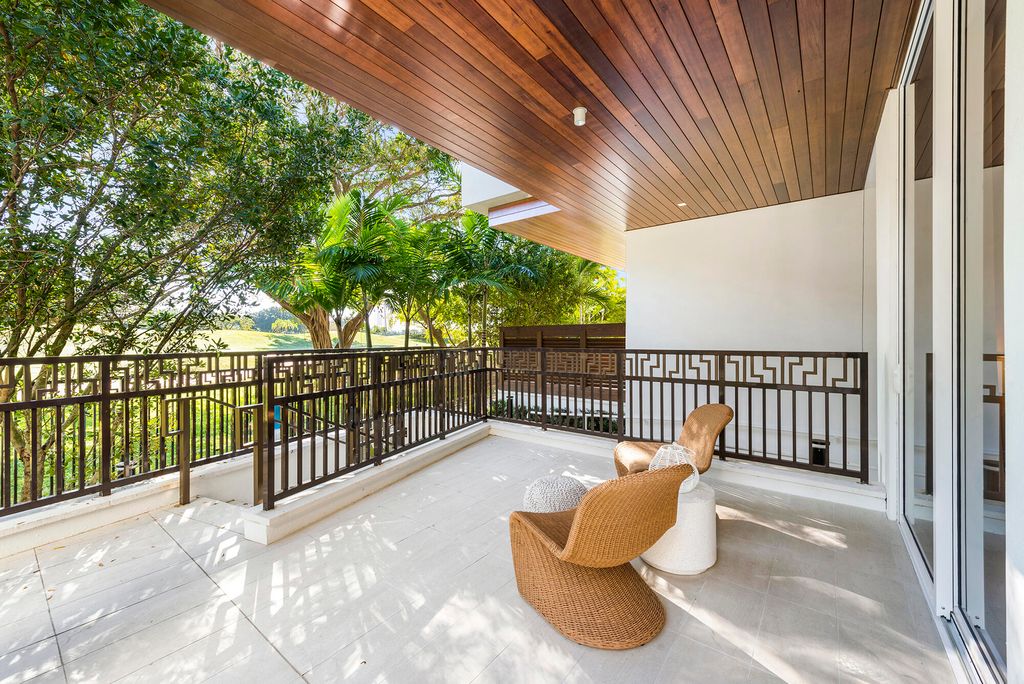 Photo of 200 SE Mizner Boulevard #107, Boca Raton, FL 33432 (MLS # R10966921)