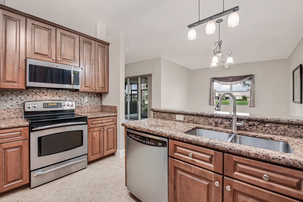 BAYWINDS/WINDJAMMER COVE CONDO - Residential