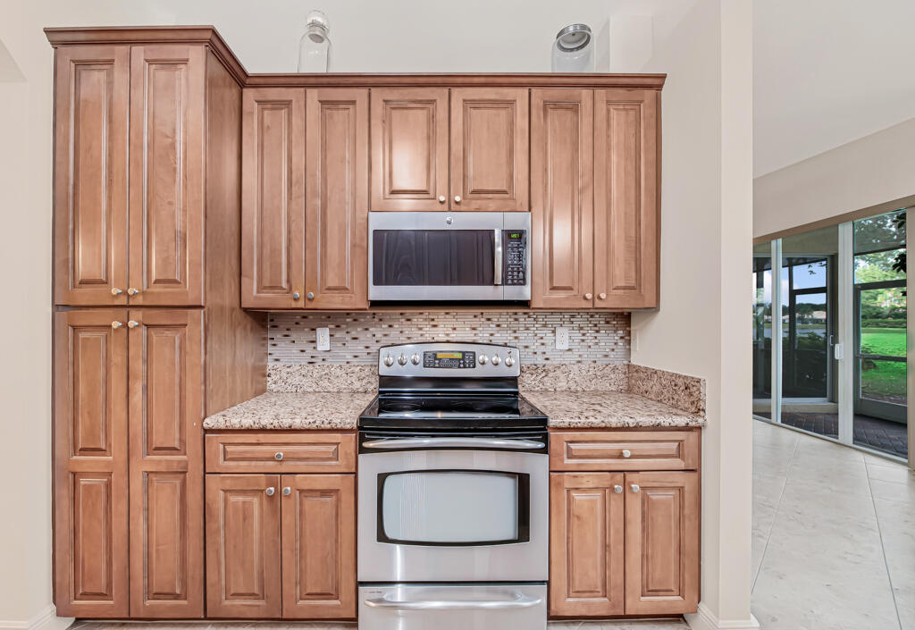 BAYWINDS/WINDJAMMER COVE CONDO - Residential