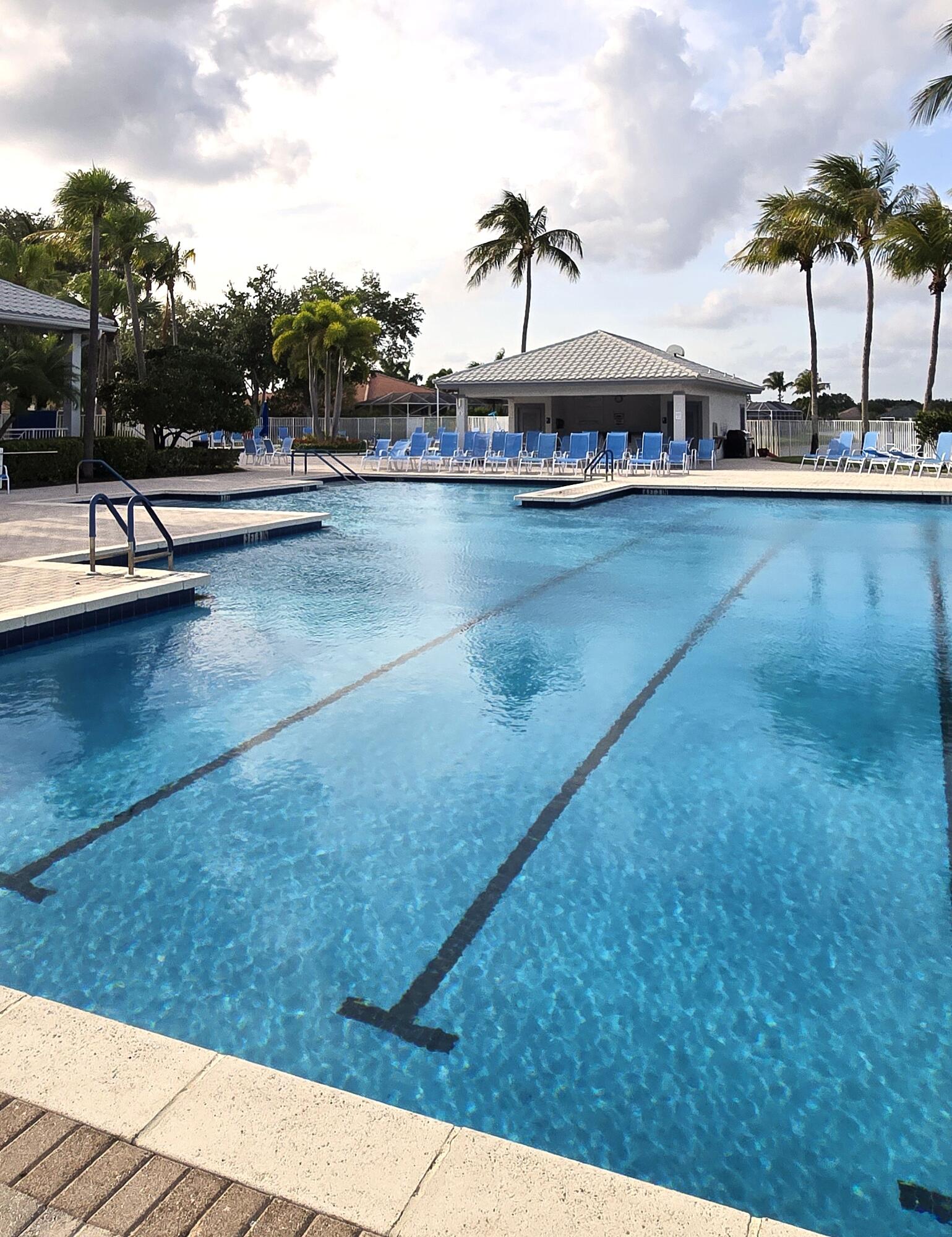 BAYWINDS/WINDJAMMER COVE CONDO - Residential