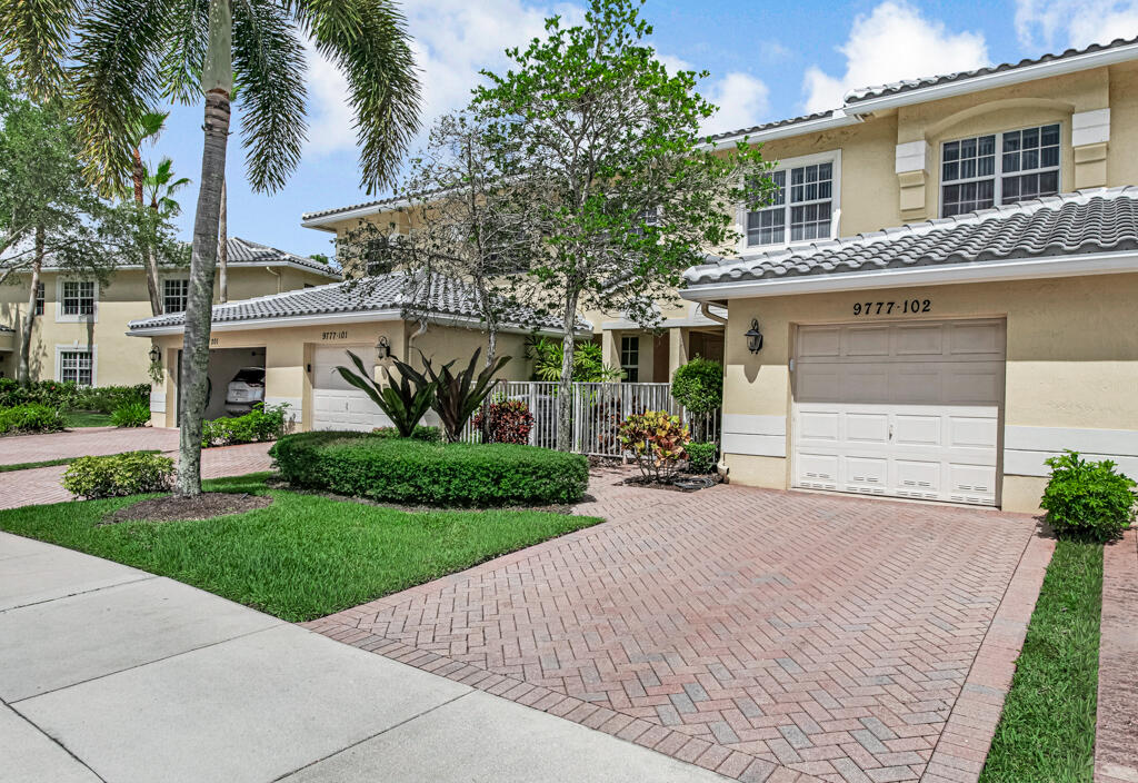 BAYWINDS/WINDJAMMER COVE CONDO - Residential
