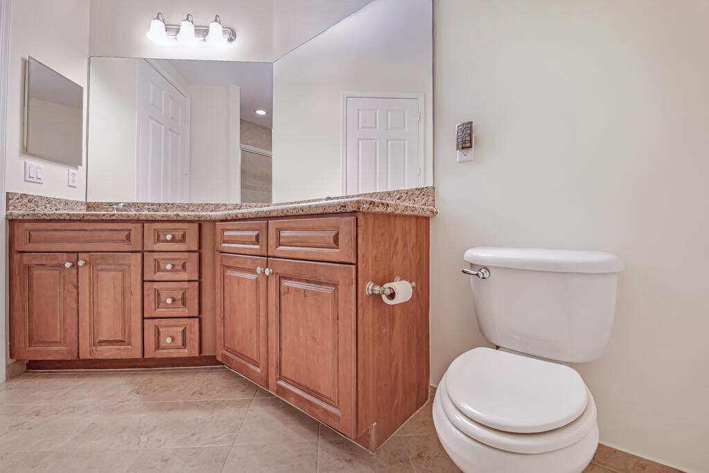 BAYWINDS/WINDJAMMER COVE CONDO - Residential