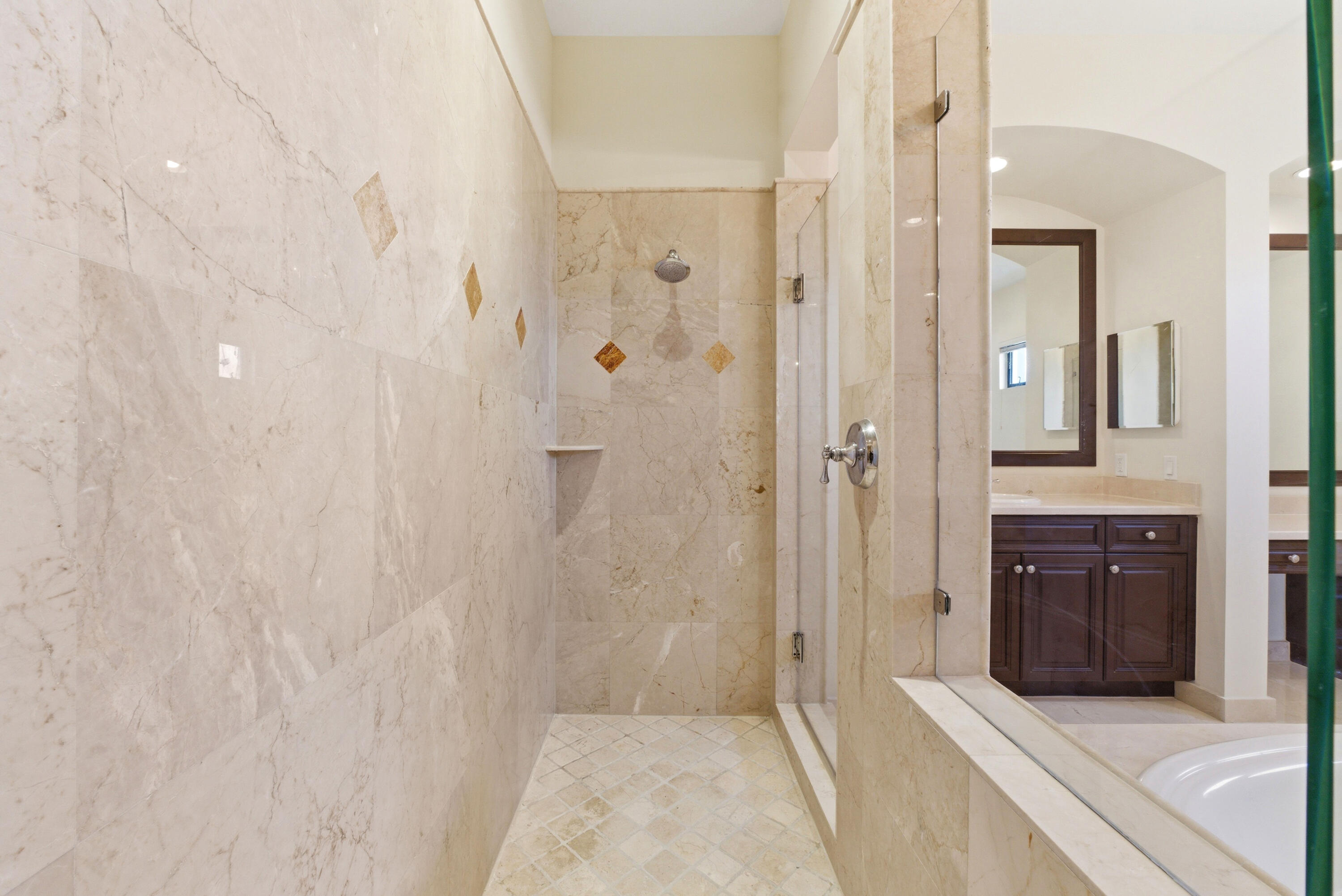 PARKLAND GOLF AND COUNTRY CLUB - Residential