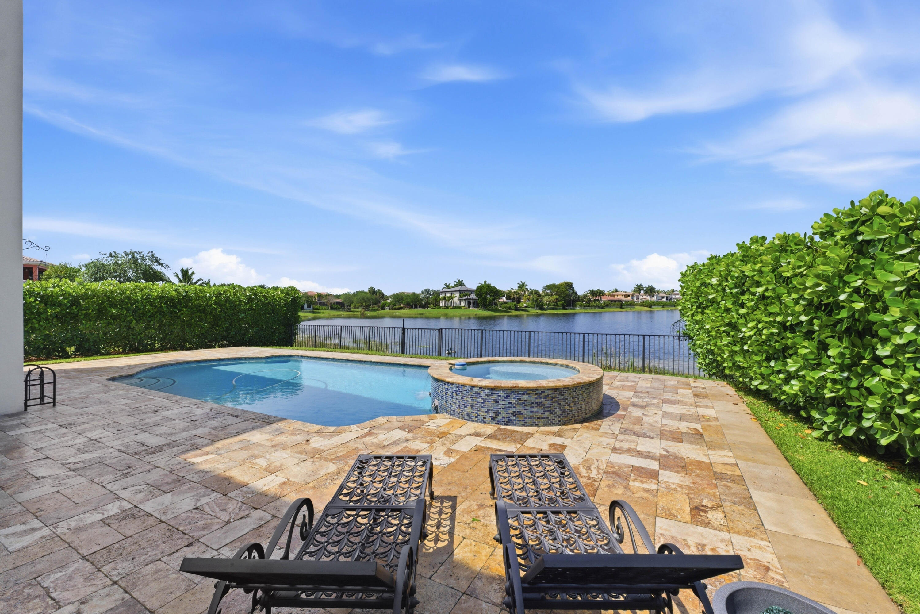 PARKLAND GOLF AND COUNTRY CLUB - Residential