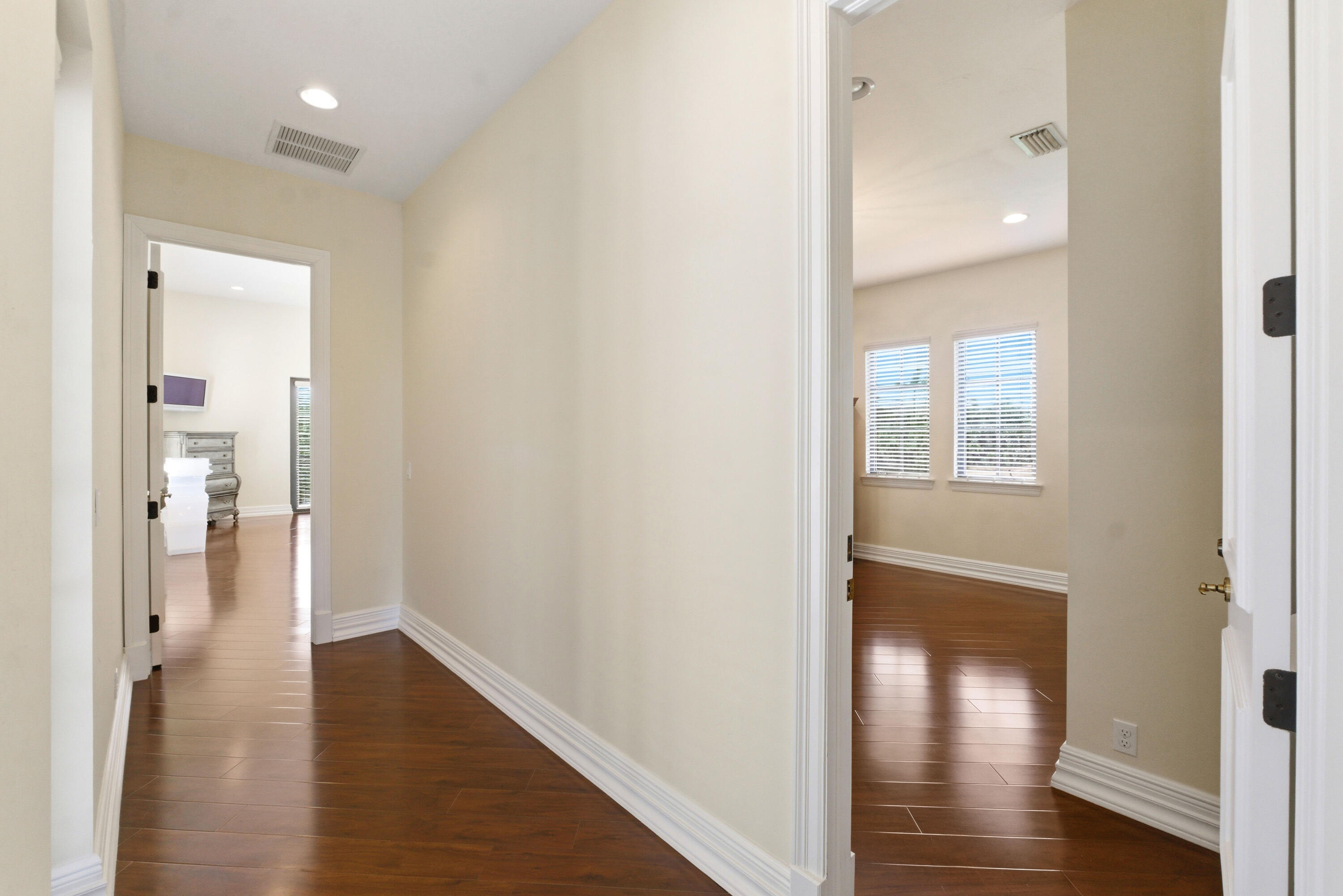 PARKLAND GOLF AND COUNTRY CLUB - Residential