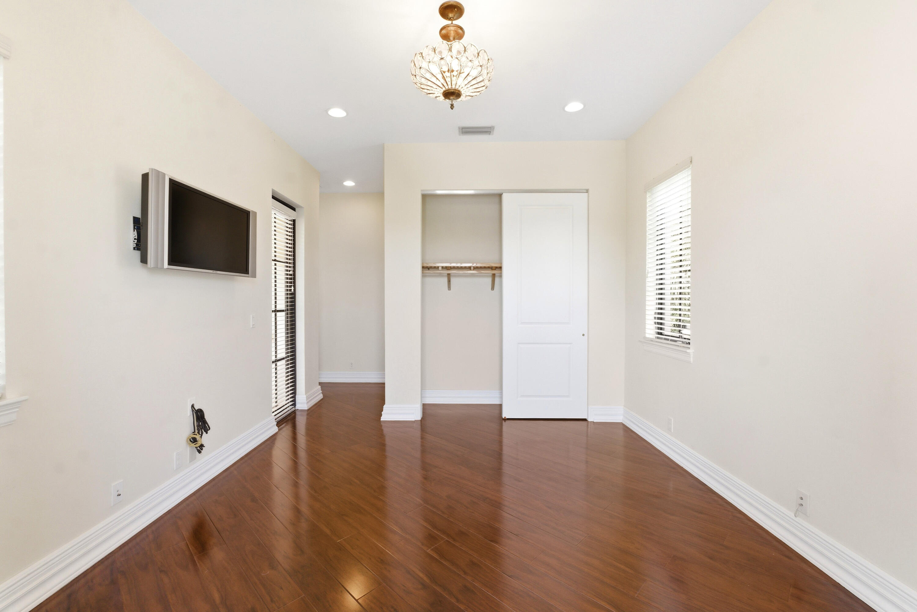 PARKLAND GOLF AND COUNTRY CLUB - Residential