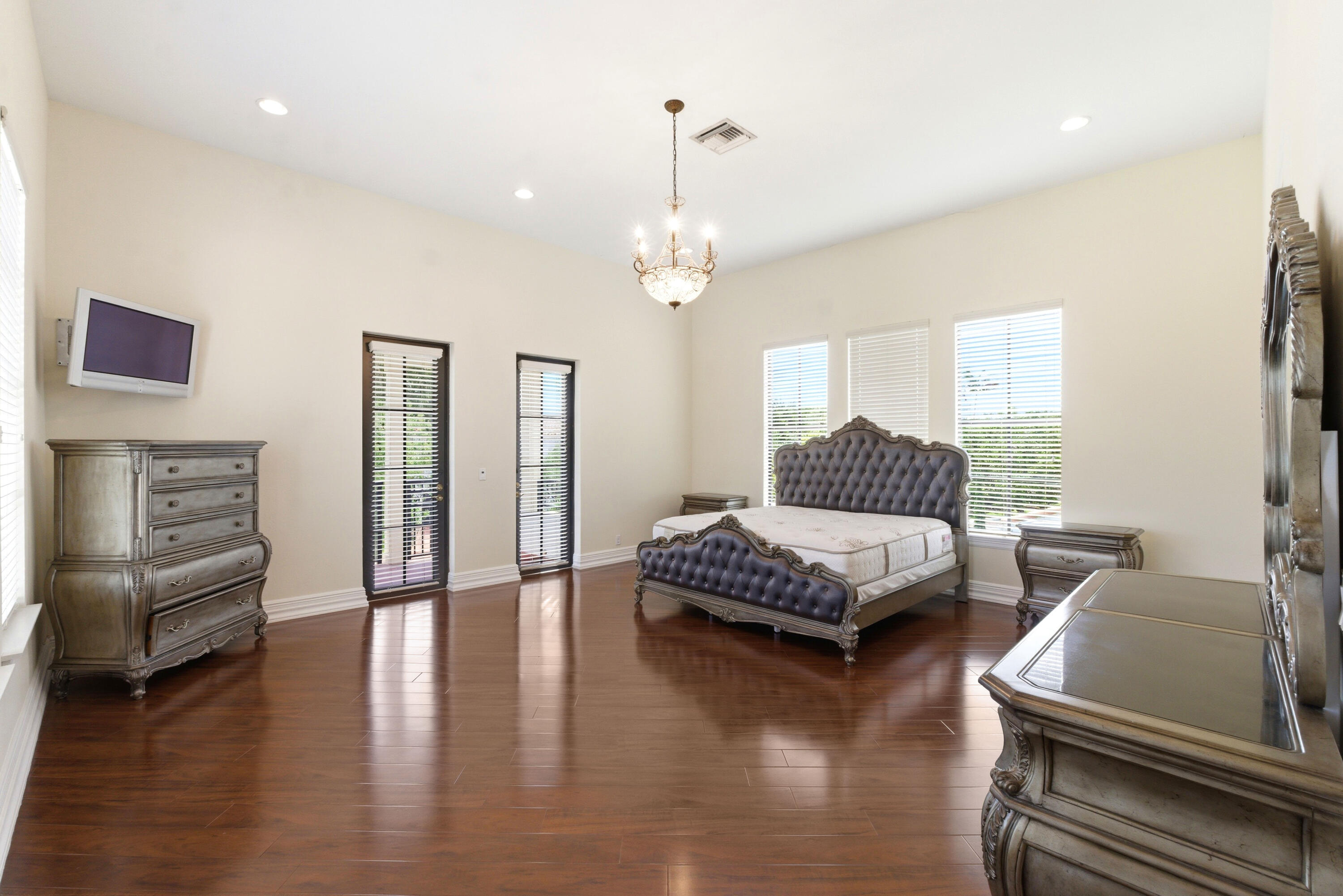 PARKLAND GOLF AND COUNTRY CLUB - Residential