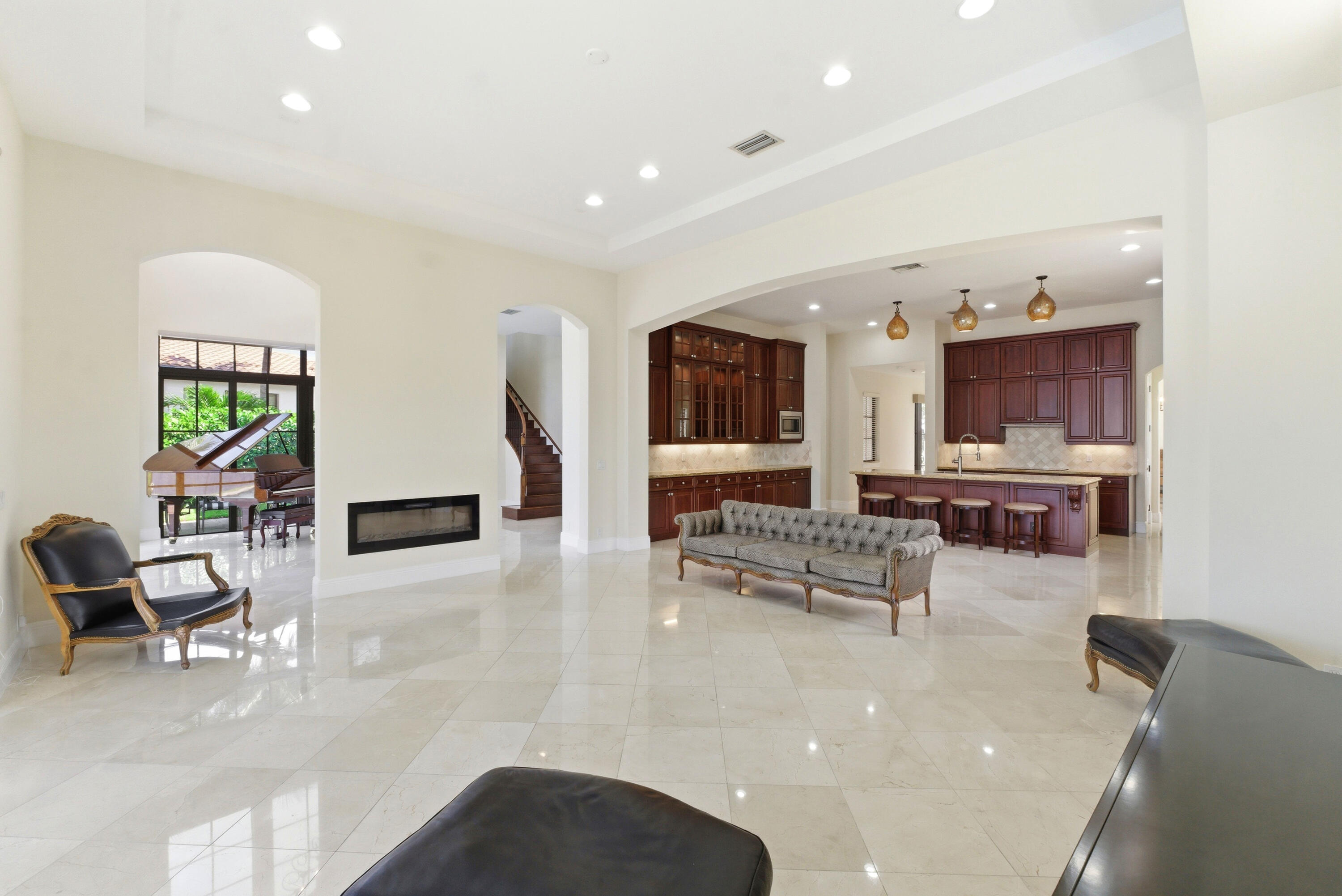 PARKLAND GOLF AND COUNTRY CLUB - Residential