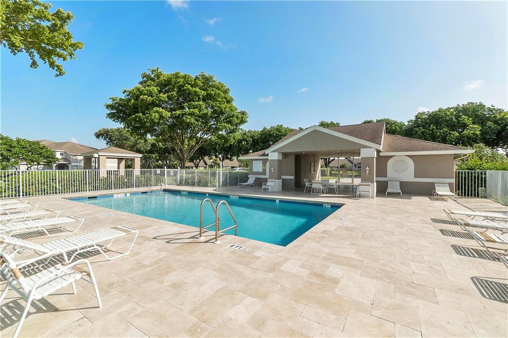 Boca Gardens 03 - Residential