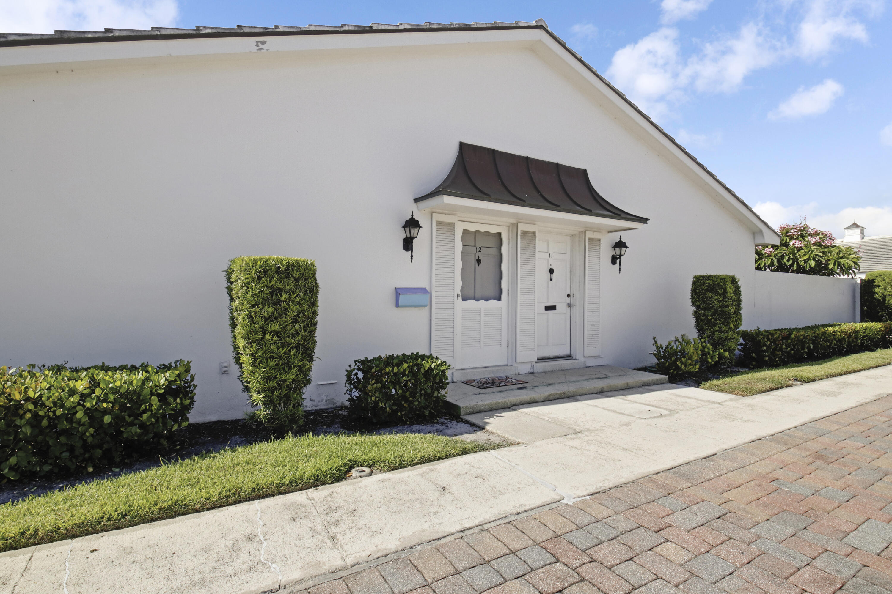 PROVINCE CONDO - Residential Lease