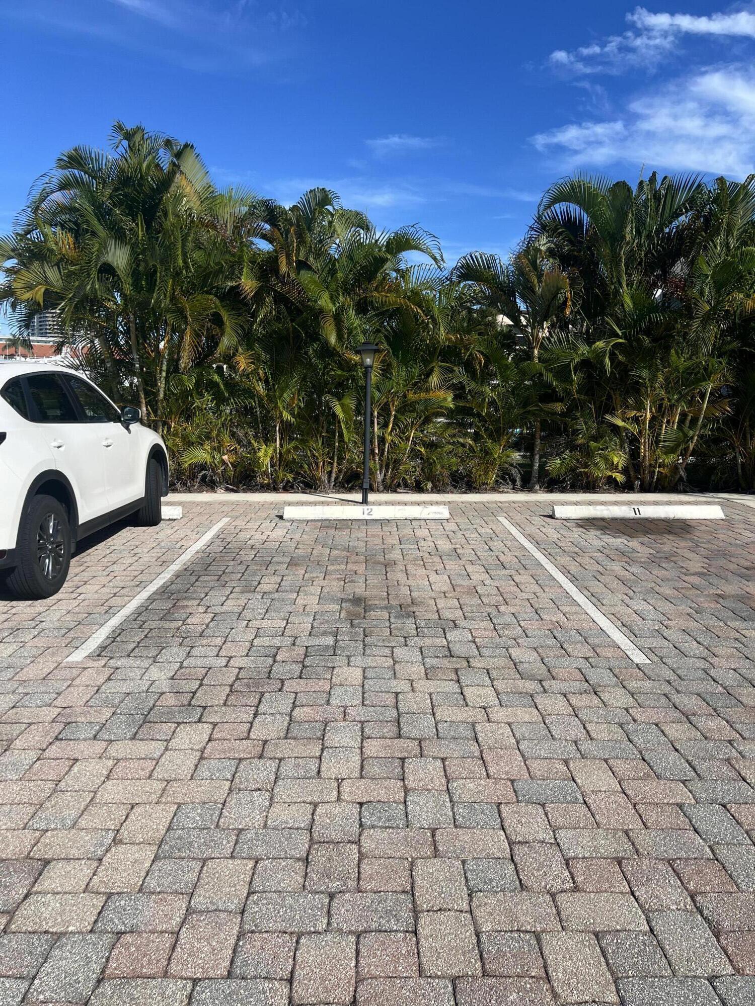 PROVINCE CONDO - Residential Lease