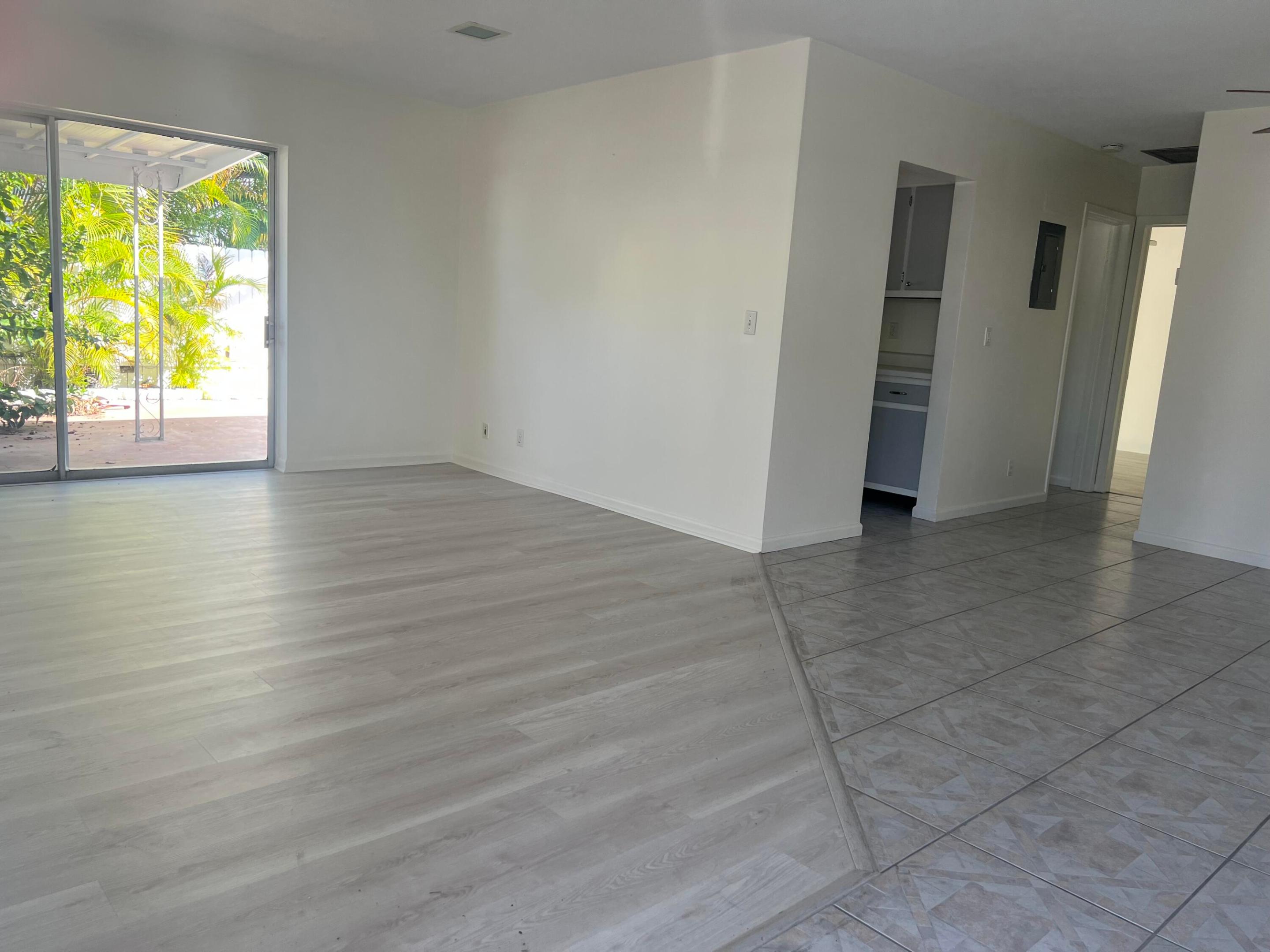 PROVINCE CONDO - Residential Lease