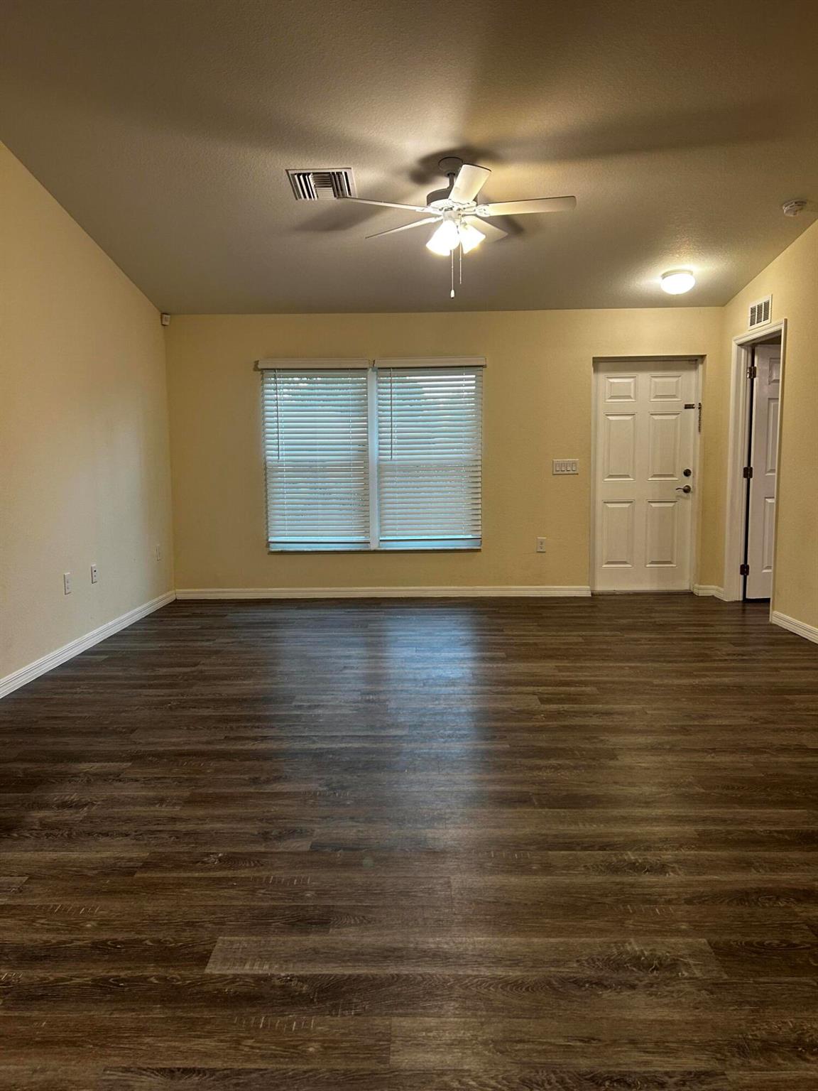 PT LABELLE UNIT 1 - Residential