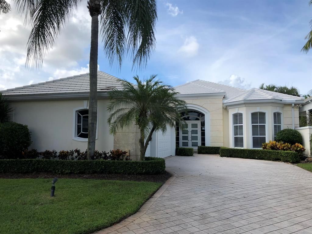Photo of 1149 Crystal Drive, Palm Beach Gardens, FL 33418 (MLS # R10745479)
