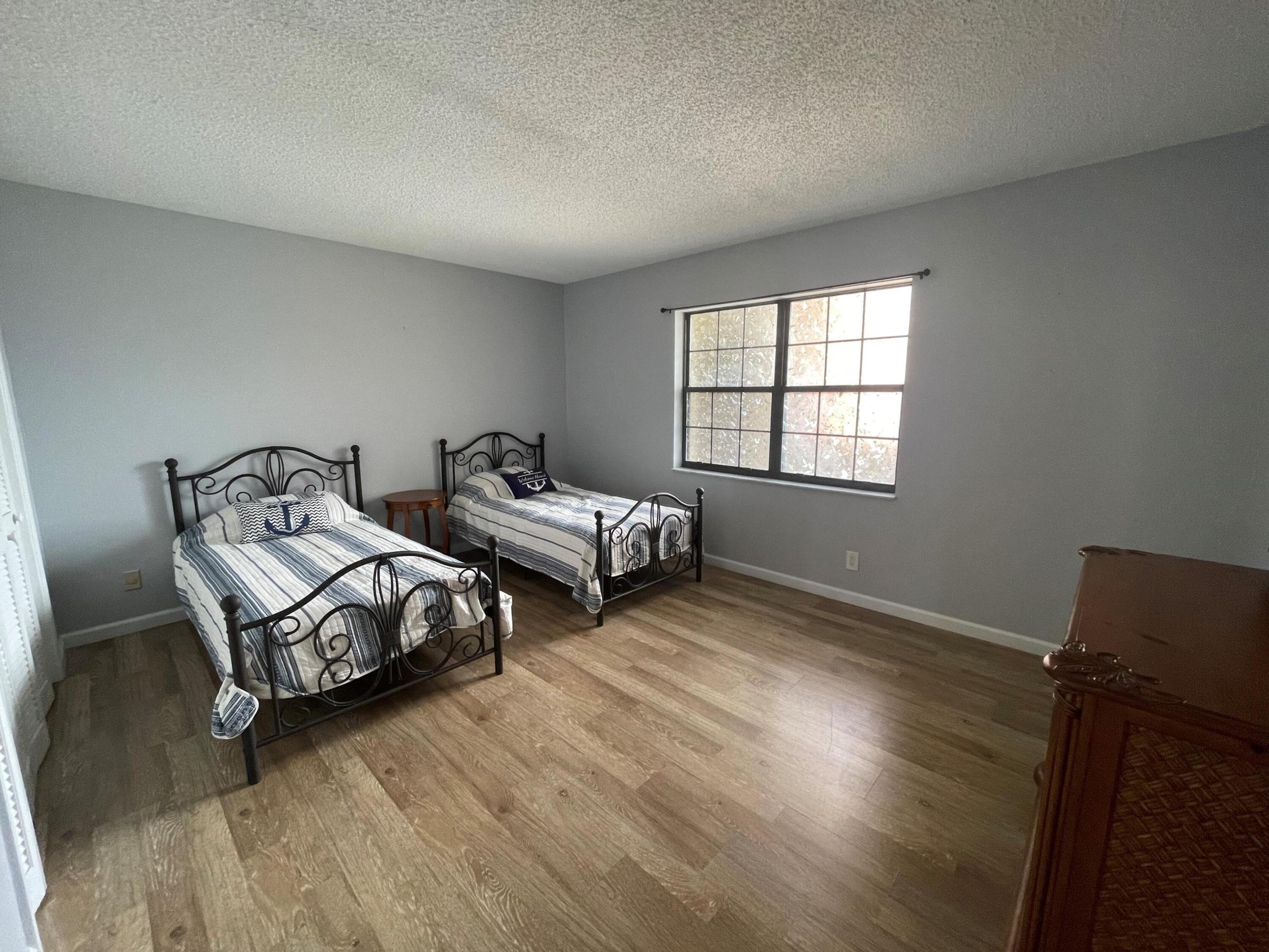 Tarpon Bay Yacht Club Condo - Residential Lease