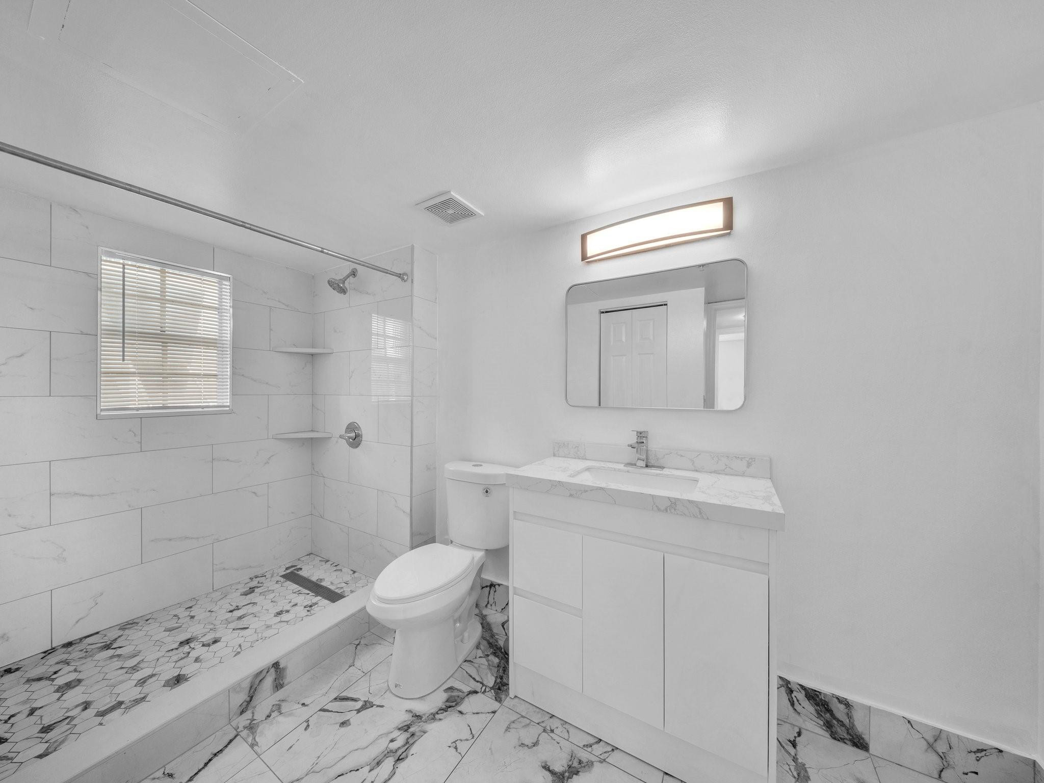 DEVONAIRE AT PEMBROKE PINES - Residential Lease