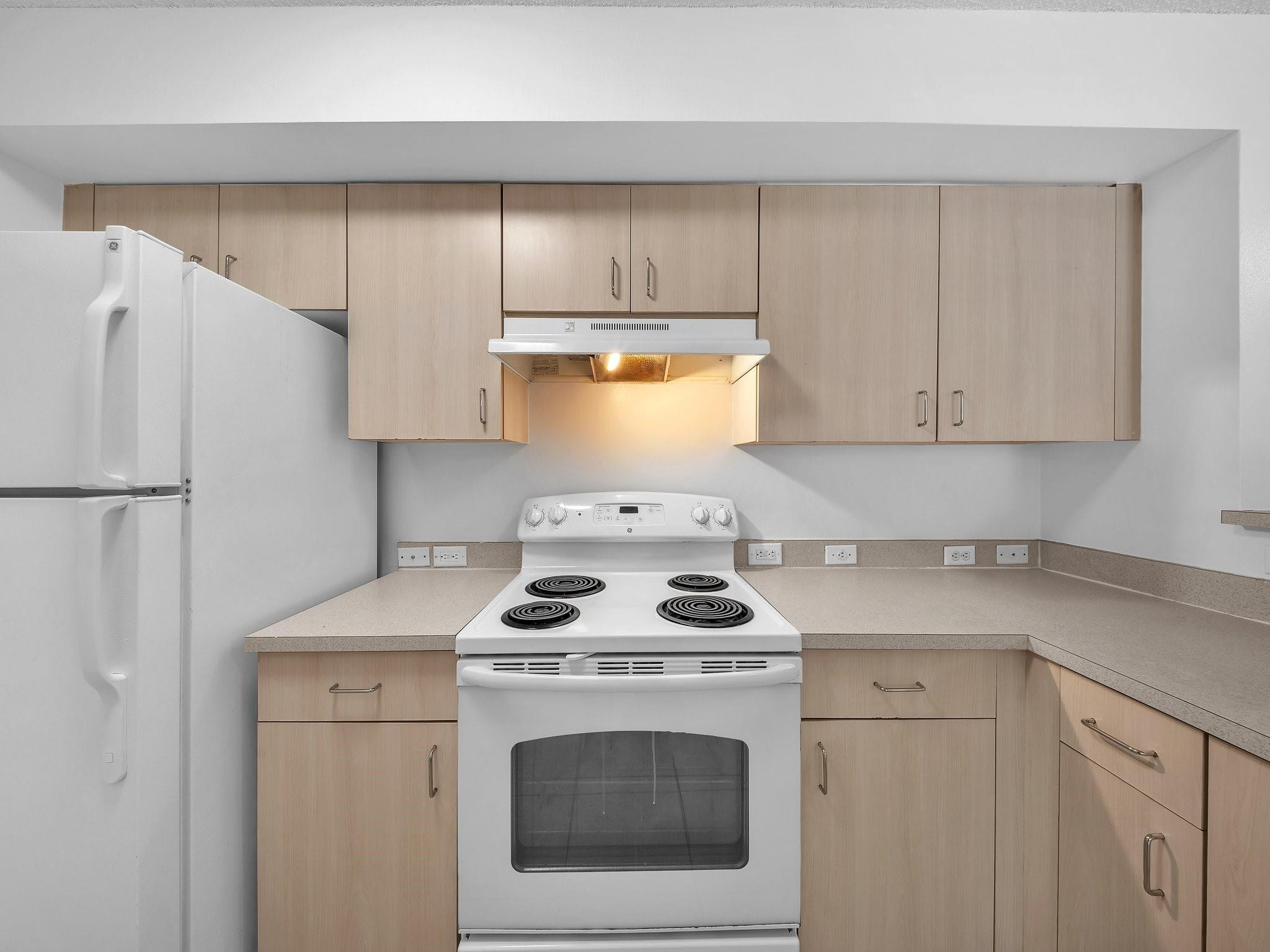 DEVONAIRE AT PEMBROKE PINES - Residential Lease