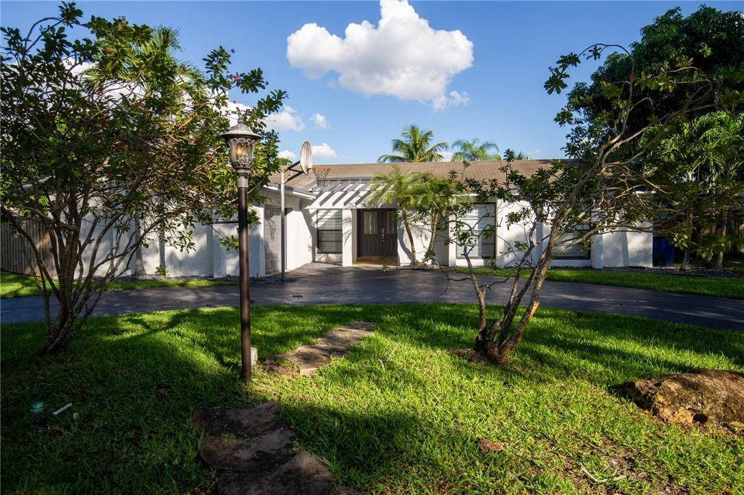 GUARDIAN ESTATES - Residential Lease