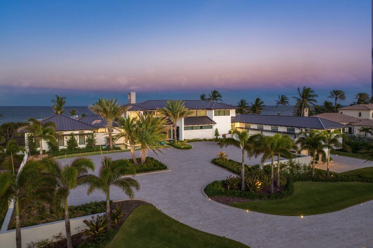 SAILFISH POINT - Residential