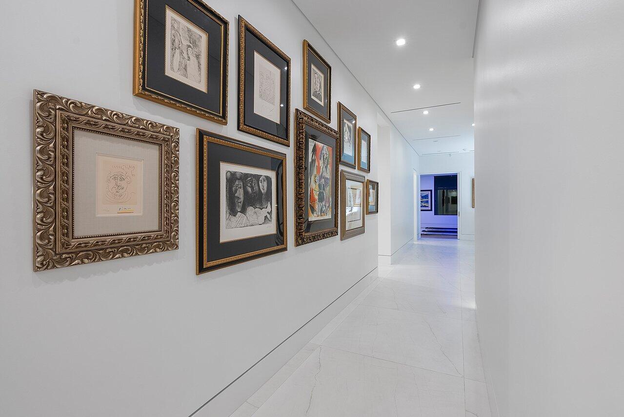 SAILFISH POINT - Residential